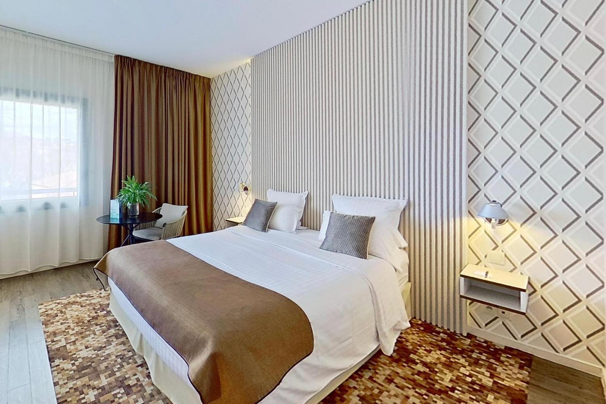 Aquabella Hotel & Spa Екс ан Прованс Екстериор снимка